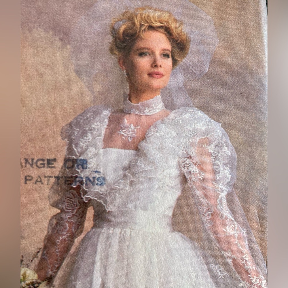 BUTTERICK Wedding Dress Pattern Uncut